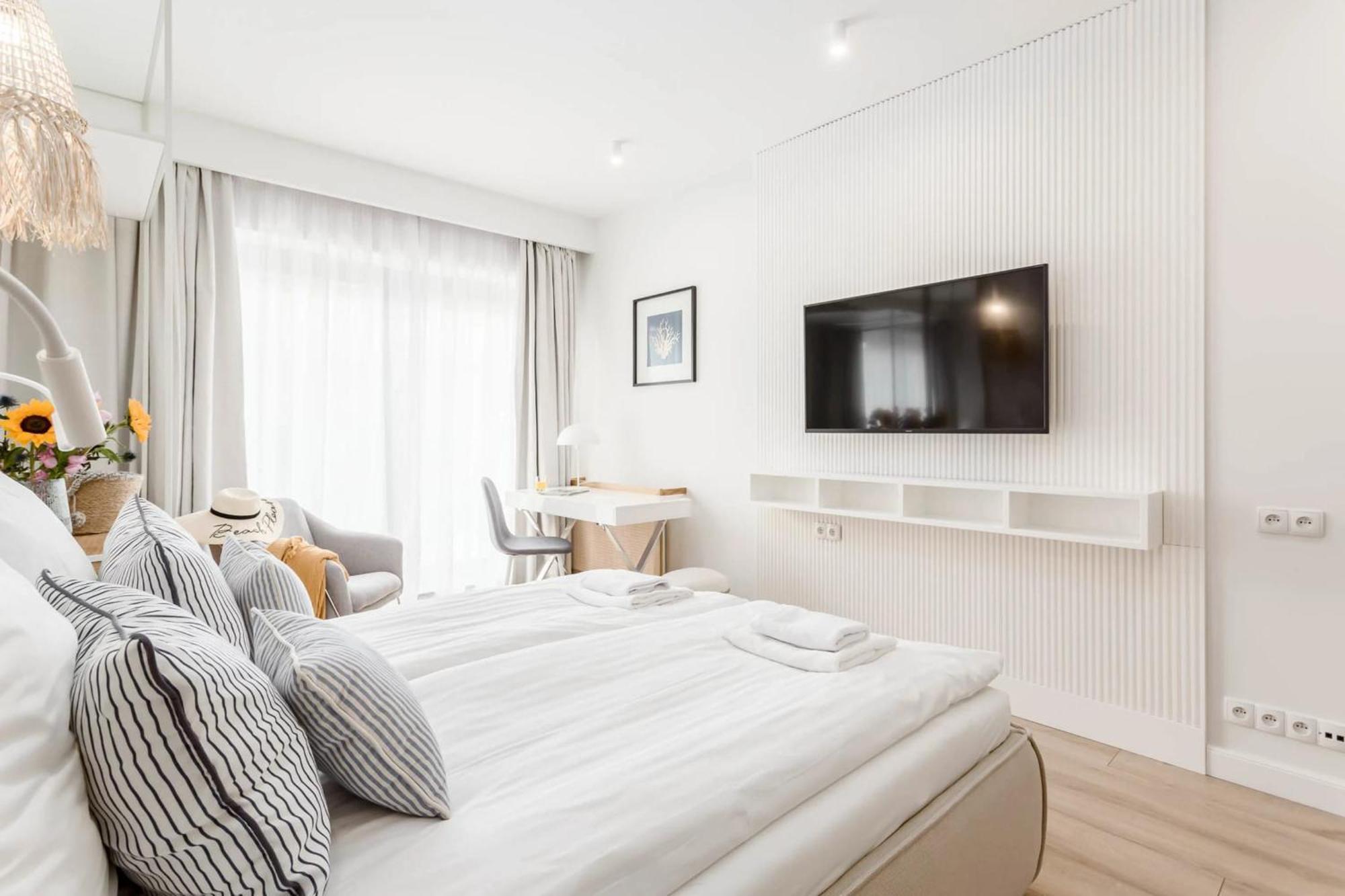 Apartamenty Chmielna 10 - Kompleks Deo - Old Town By Rent Like Home Gdansk Exterior photo